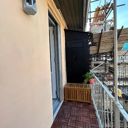 公寓 Charming Attic In Centre