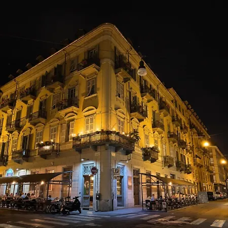 Charming Rooftop Attic San Salvario - 300m From Porta Nuova 토리노
